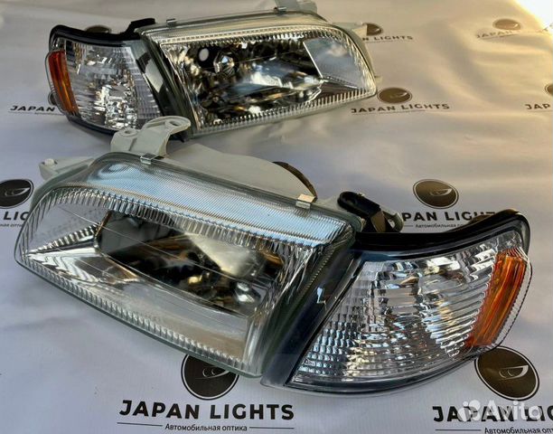 Фары хрустальные светлые передние Toyota