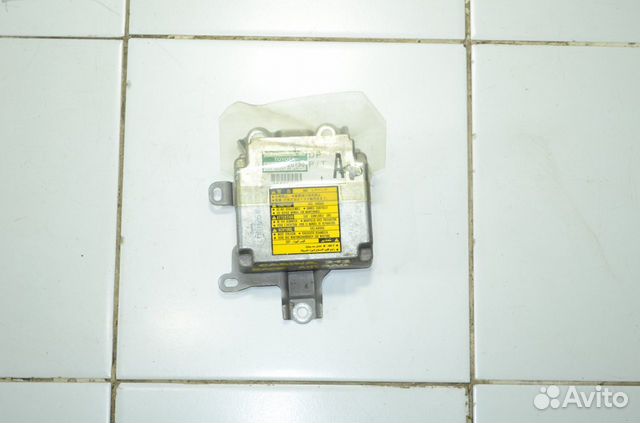 Блок SRS Toyota Carina AT212 5A-FE 2000