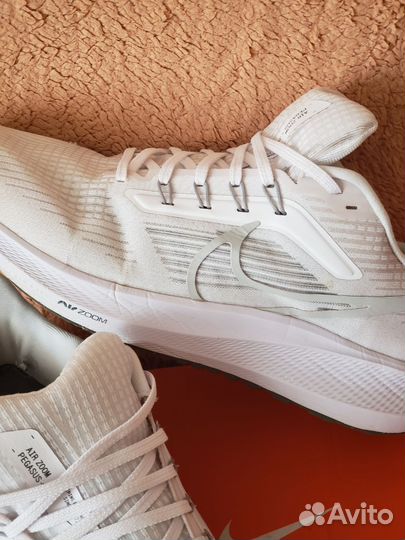 Кроссовки Nike 44р
