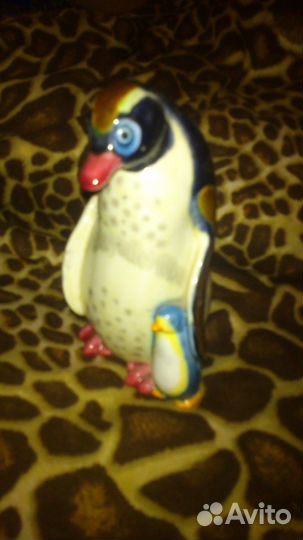 Фарфоровая статуэтка