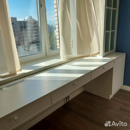 Рабочая зона со шкафом на заказ