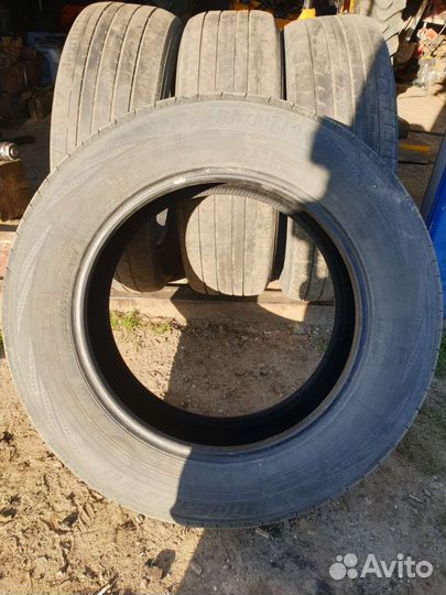 Yokohama BluEarth RV-02 235/65 R18