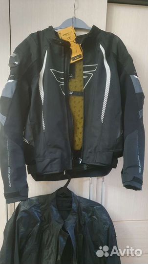 Мотокуртка