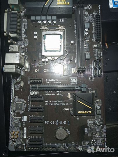 Материнская плата с процессором