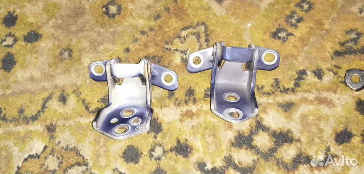 Mazda 6 GH. Запчасти на переднюю правую дверь