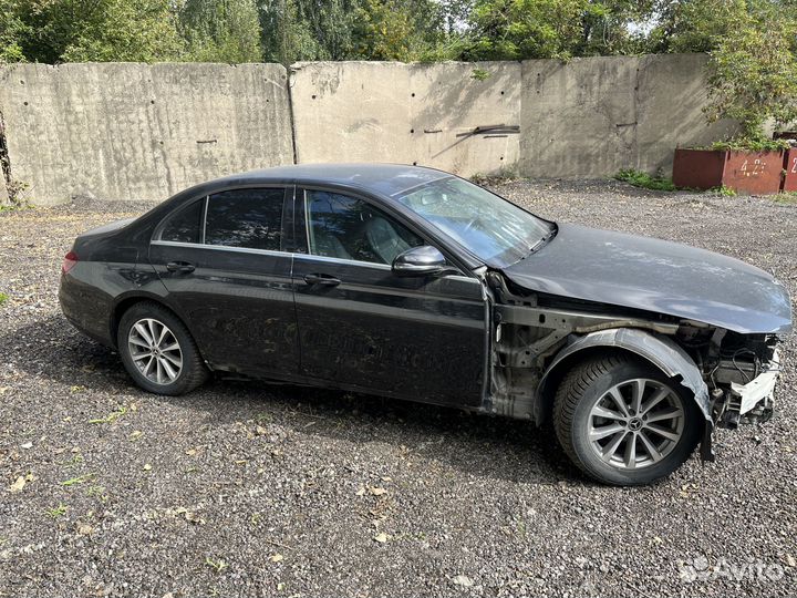 Разбор Mercedes-Benz W213 дорестайлинг