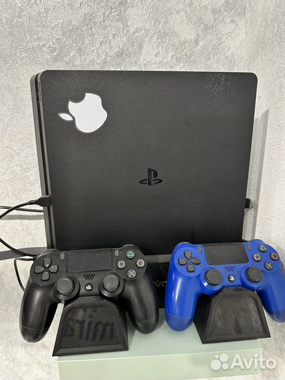 Sony PS4 slim