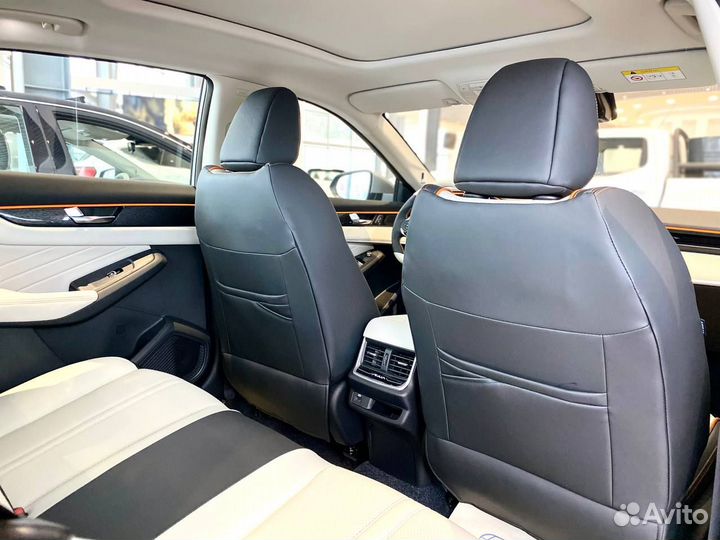 Dongfeng Shine Max 1.5 AMT, 2023