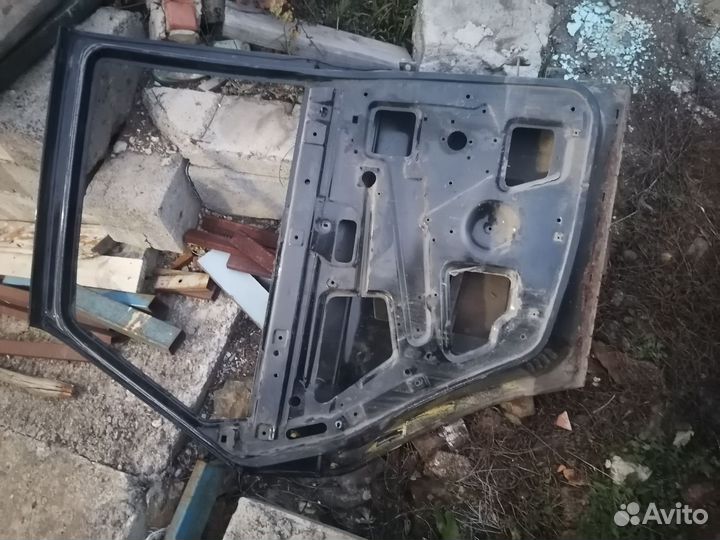 Двери на ваз 2110