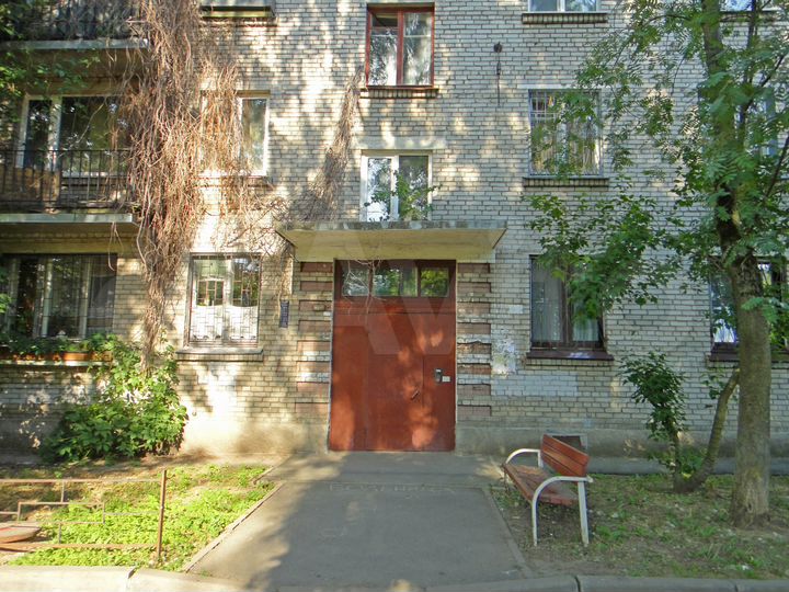 2-к. квартира, 43,8 м², 1/4 эт.