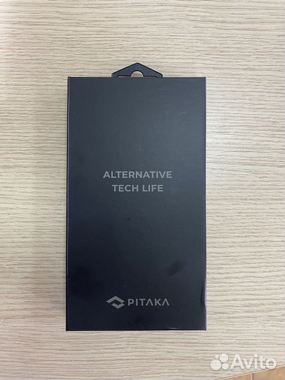 Чехол на iPhone 13