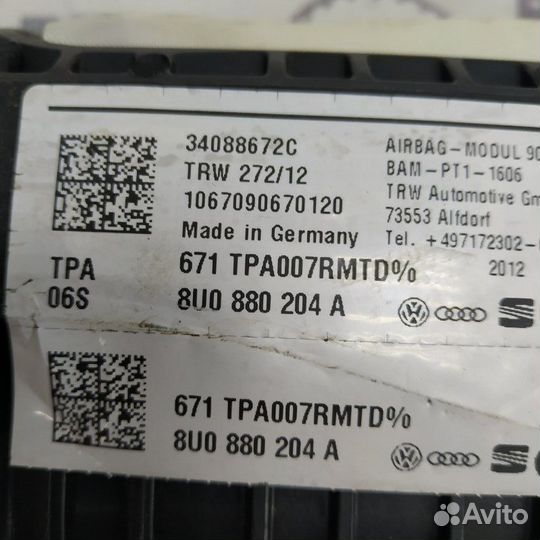 Подушка безопасности в торпедо Audi Q3 8U 2013