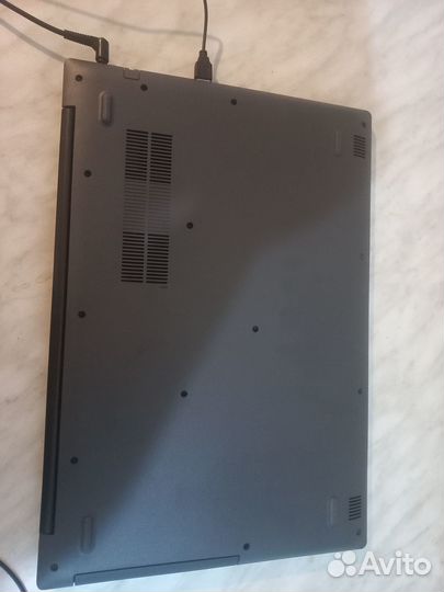 Ноутбук Lenovo Ideapad 330-17AST (HD+) A9-9425/8Gb