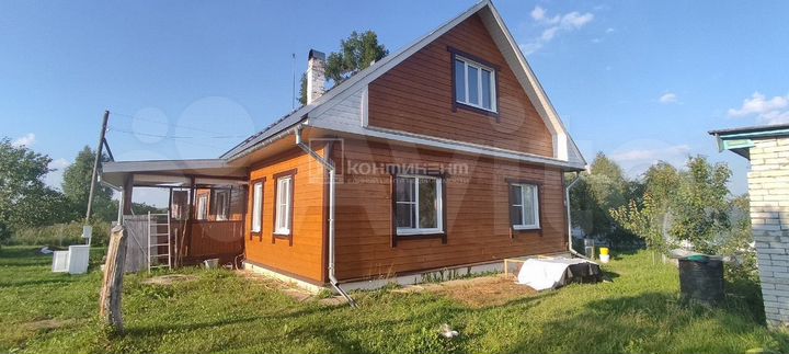 Коттедж 180,7 м² на участке 15 сот.