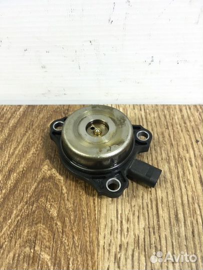 Клапан электромагнитный Mercedes E W207 1.8 2010