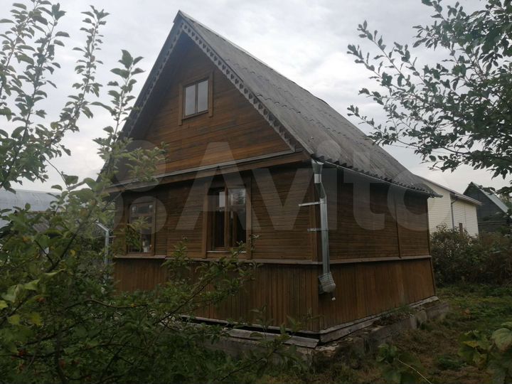 Дача 25 м² на участке 6 сот.