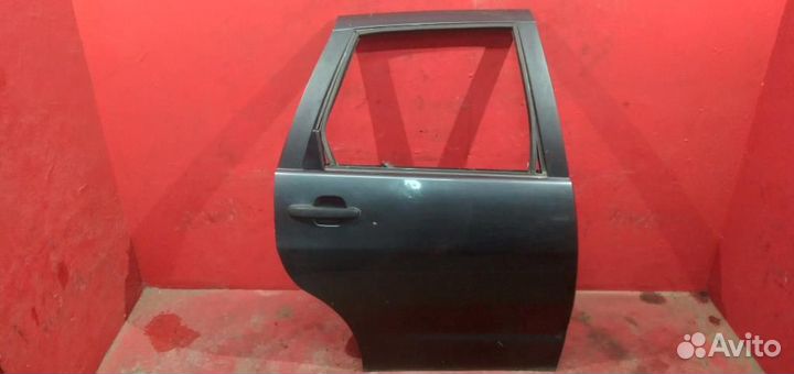 Сеат кордоба дверь задняя правая Поло 1 черная
