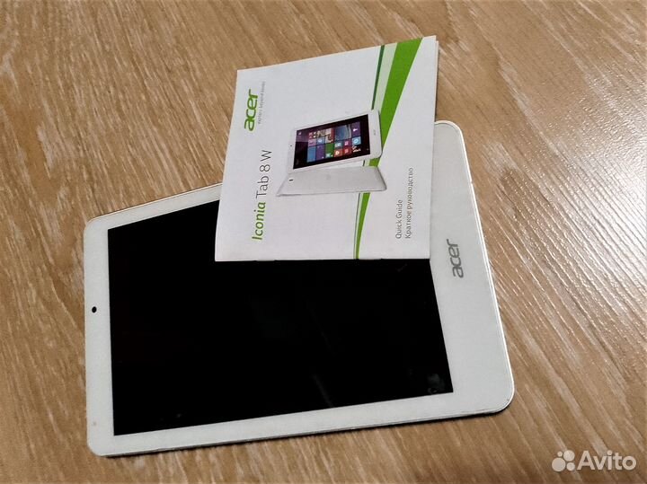 Планшет Acer Iconia Tab 8W