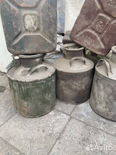 Канистры металлические 20 литров