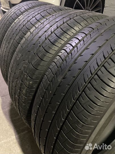 Yokohama dB Decibel E70B 215/55 R17 93V