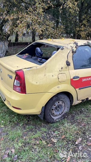 Renault Logan 1.4 МТ, 2012, битый, 300 000 км