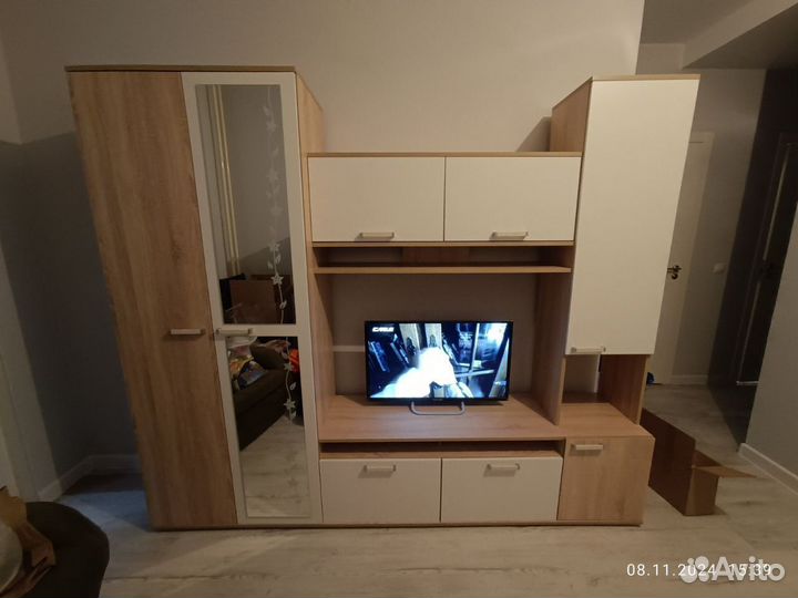 Стенка гостиная новая