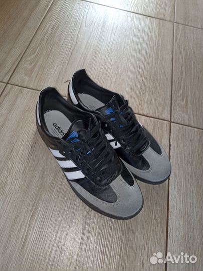 Кроссовки adidas