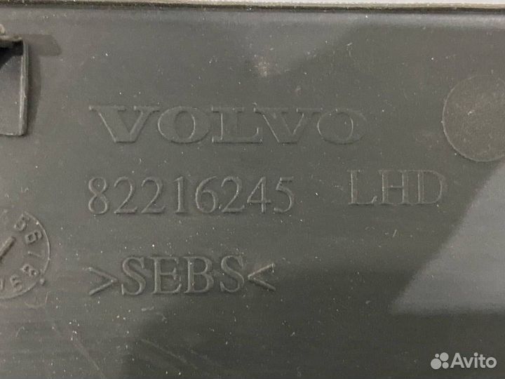 Коврик салона левый Volvo FH4 82216245