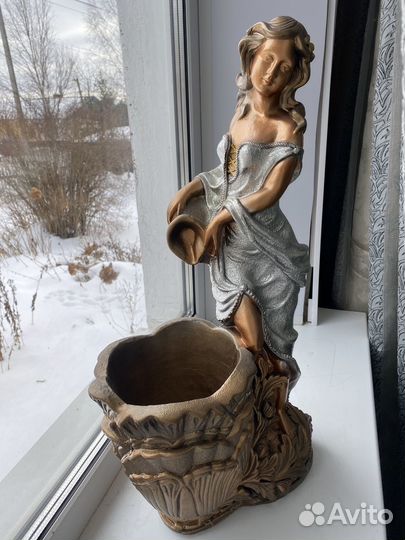 Статуэтка фигурка