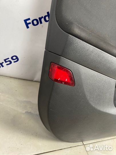 Обшивка двери передняя левая Ford Focus 3 CB8 1.6