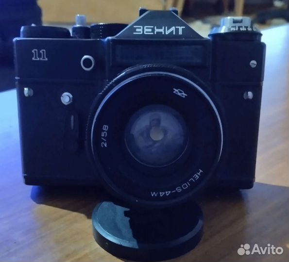 Плёночный фотоаппарат зенит 11