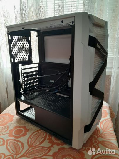 Корпус для пк белый atx