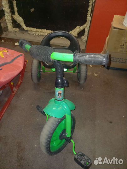 Детский трехколесный велосипед