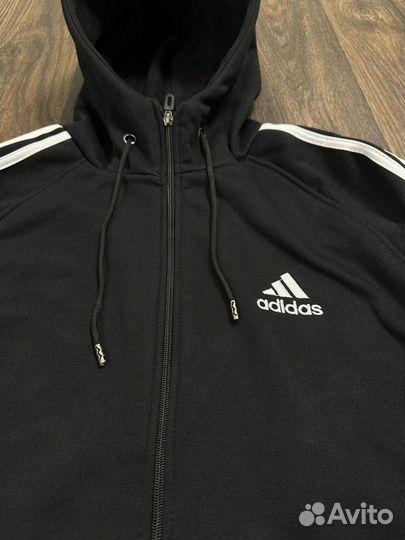 Спортивный костюм Adidas на флисе