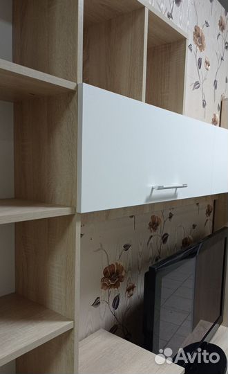 Стенка в гостиную бу