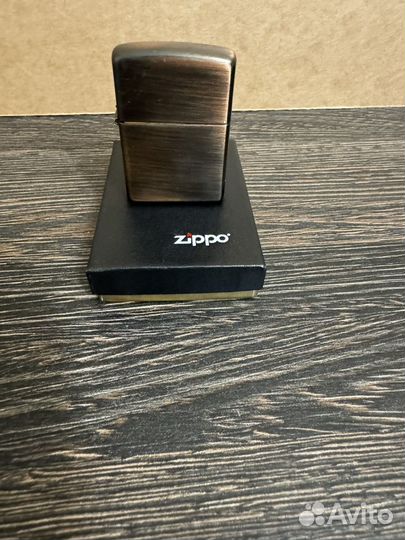 Зажигалка бензиновая zippo