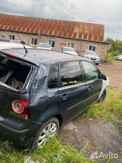 Volkswagen Polo 1.4 МТ, 2007, битый, 220 000 км
