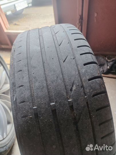 Maxxis Victra Sport VS5 235/50 R18