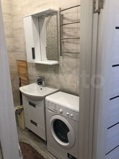 2-к. квартира, 56 м², 5/9 эт.