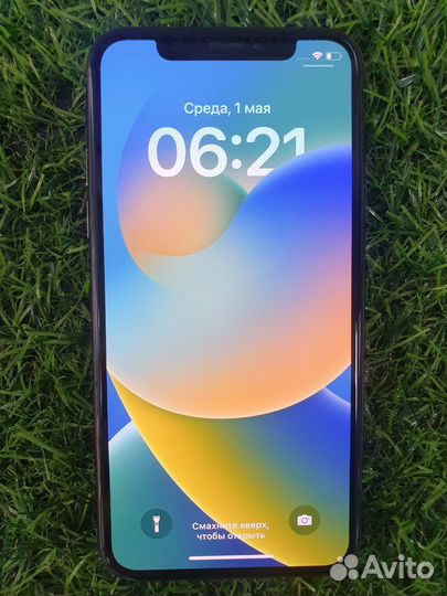iPhone Xs, 64 ГБ