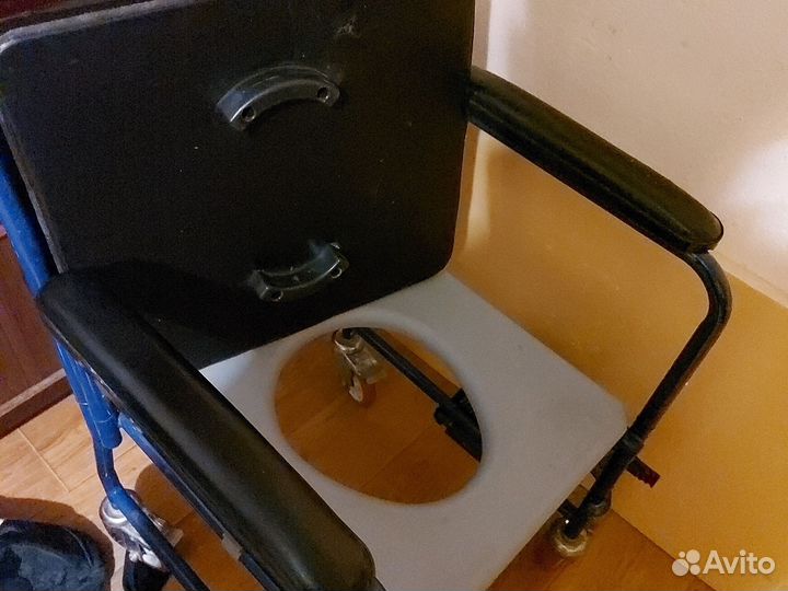 Коляска инвалидная