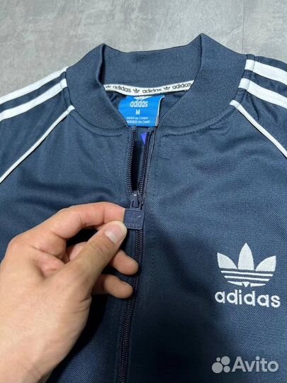 Спортивный костюм adidas