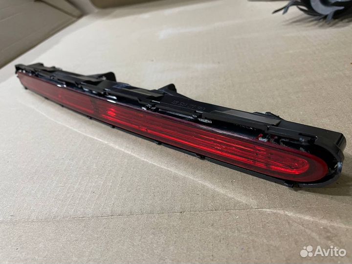 Стоп сигнал багажника мерседес w211