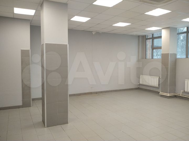 Торговая площадь, 56 м²