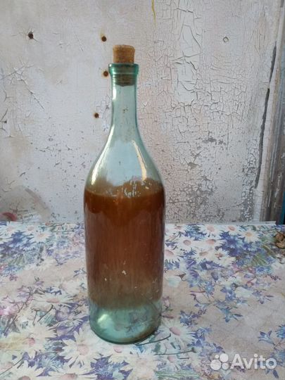 Бутыль четверть