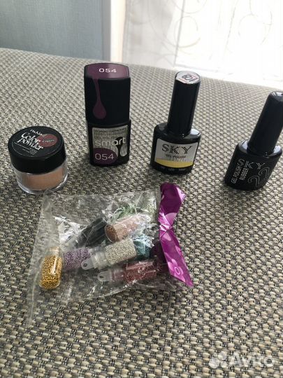 Гель лак для ногтей и украшения