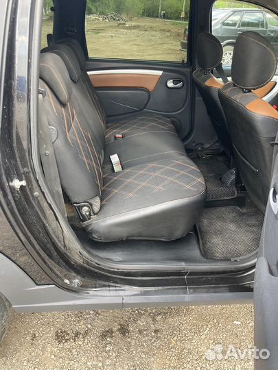 Водитель с л/а Largus 7 мест