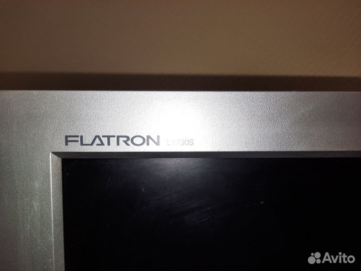Продам мониторы LG Flatron Диагональ: 17 
