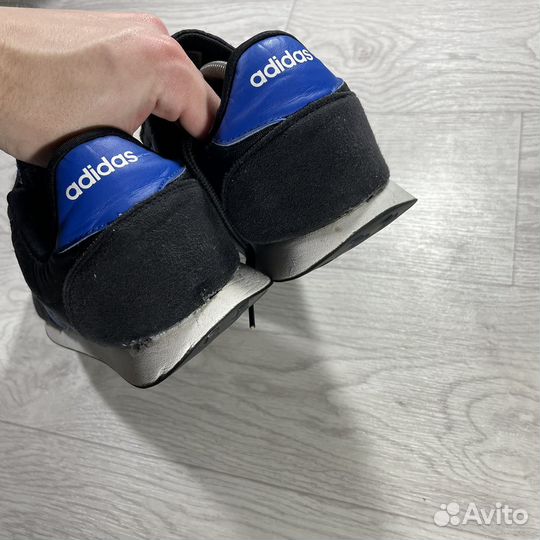 Кроссовки Adidas Racer