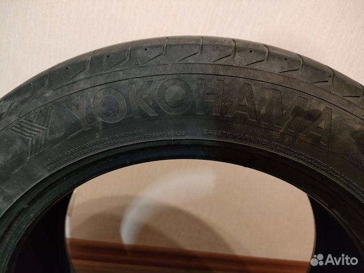 Yokohama Advan Sport V102 225/55 R17